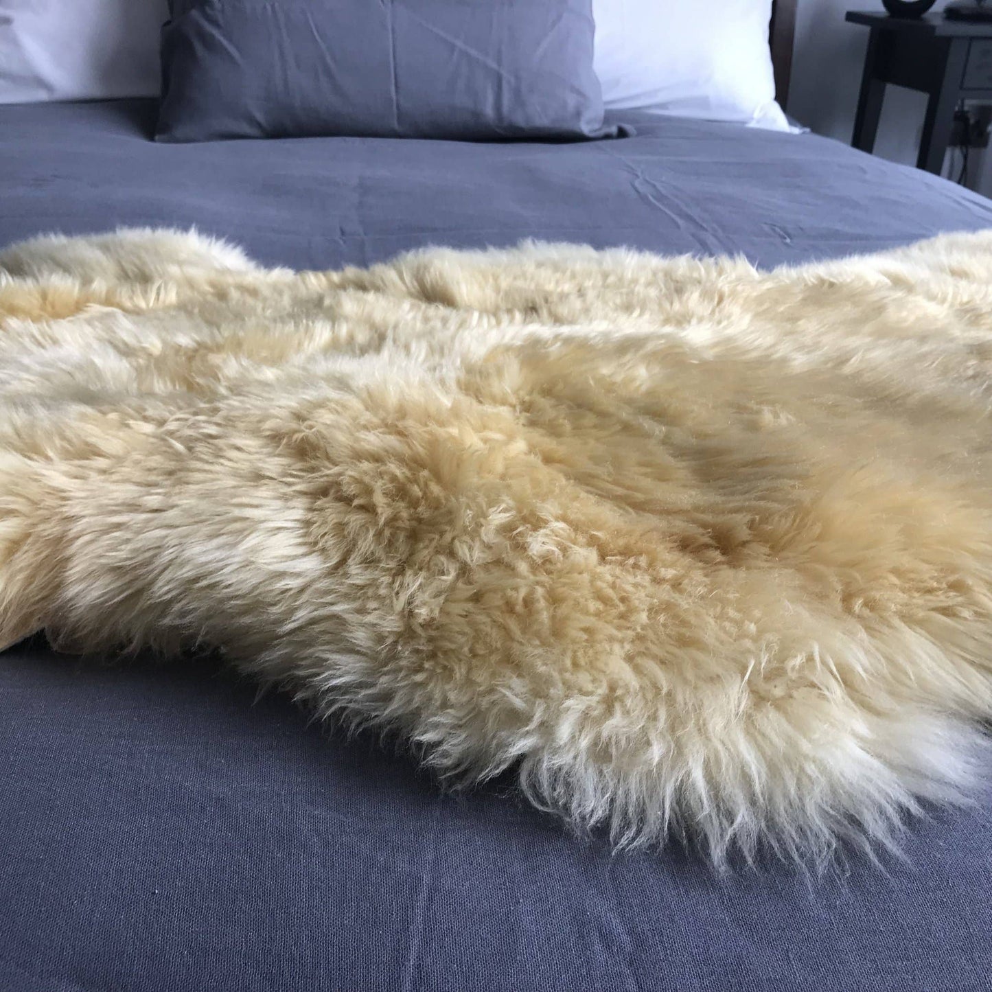 Medical Grade Sheepskin  Hypoallergenic Relugan: Medium