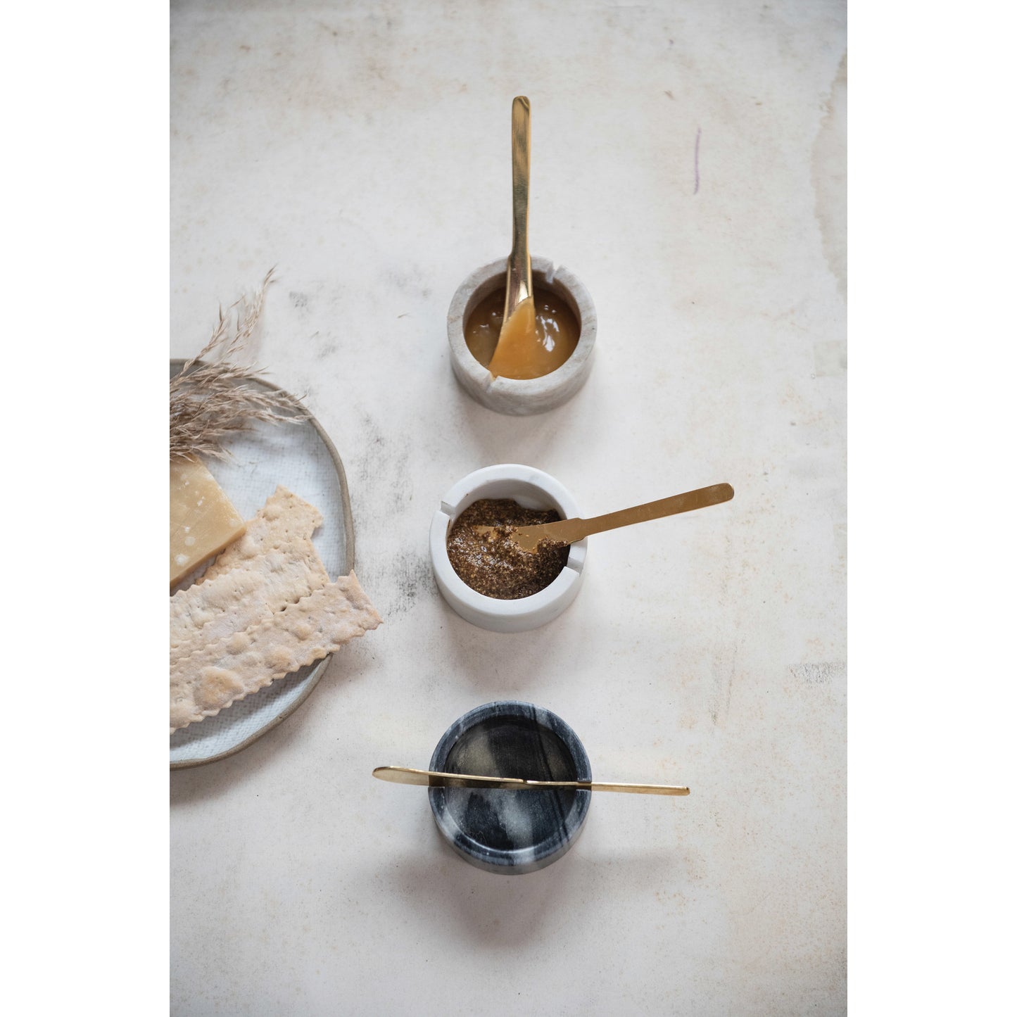 Marble Bowl with Metal Knife